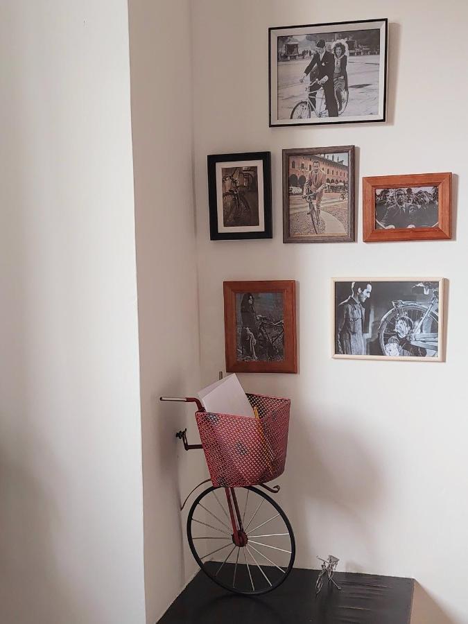 Trastevere In Bike - Con Wi-Fi E Ac Rzym Zewnętrze zdjęcie